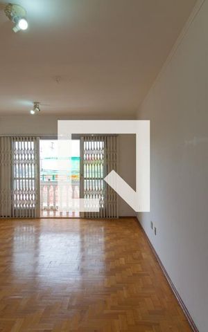 Casa para alugar com 300m², 4 quartos e 2 vagas
