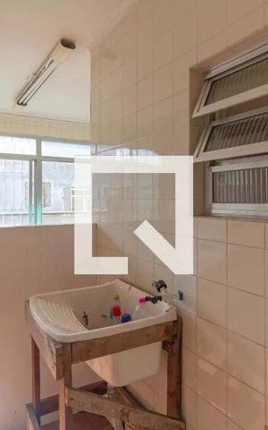 Casa para alugar com 300m², 4 quartos e 2 vagas