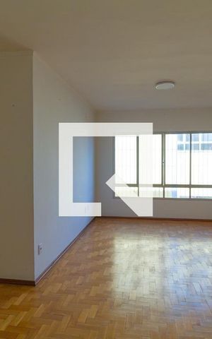 Casa para alugar com 300m², 4 quartos e 2 vagas