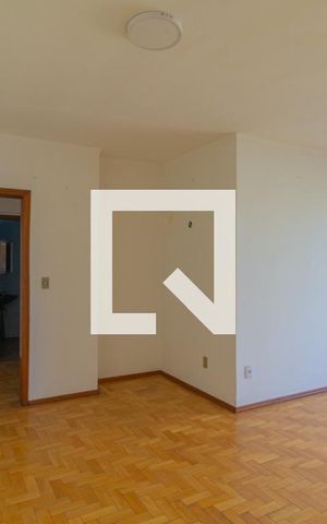 Casa para alugar com 300m², 4 quartos e 2 vagas