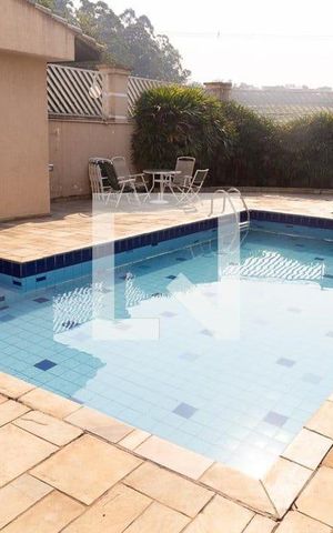 Casa de condomínio para alugar com 120m², 3 quartos e 2 vagas Casa de condomínio para alugar com 120m², 3 quartos e 2 vagasPiscina