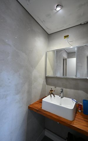 Casa à venda com 183m², 3 quartos e 2 vagasBanheiro Suíte 2