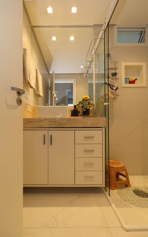 Apartamento à venda com 99m², 3 quartos e 1 vaga Apartamento à venda com 99m², 3 quartos e 1 vagaBanheiro