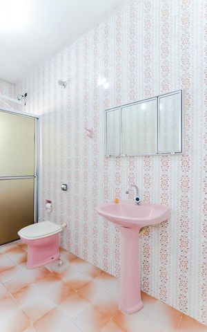 Casa para alugar com 147m², 2 quartos e 3 vagasBanheiro