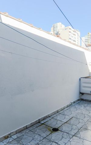 Casa para alugar com 147m², 2 quartos e 3 vagasQuintal