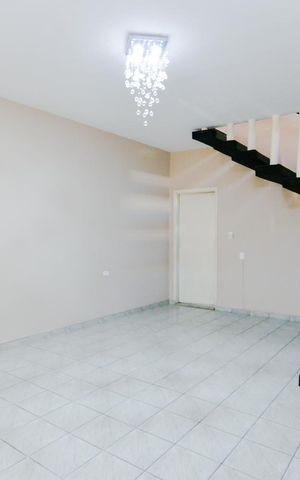 Casa para alugar com 147m², 2 quartos e 3 vagasSala