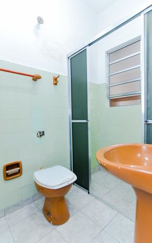 Casa para alugar com 147m², 2 quartos e 3 vagasÁrea de Serviço - Banheiro de Serviço 