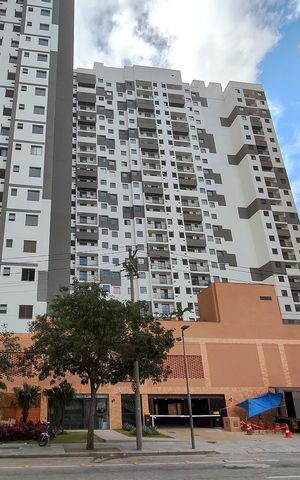 Apartamento para alugar com 50m², 2 quartos e sem vaga Apartamento para alugar com 50m², 2 quartos e sem vagaFachada e portaria