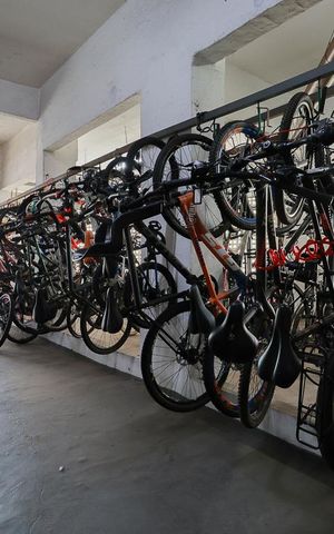 Apartamento à venda com 89m², 3 quartos e 2 vagas Apartamento à venda com 89m², 3 quartos e 2 vagasÁrea comum - Bicicletário
