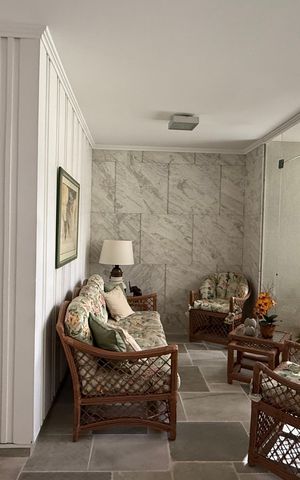 Apartamento para alugar com 100m², 3 quartos e 1 vaga Apartamento para alugar com 100m², 3 quartos e 1 vagaHall de entrada