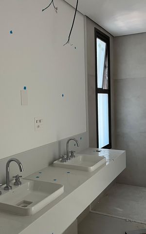 Apartamento à venda com 182m², 3 quartos e 3 vagas Apartamento à venda com 182m², 3 quartos e 3 vagasBanheiro 3