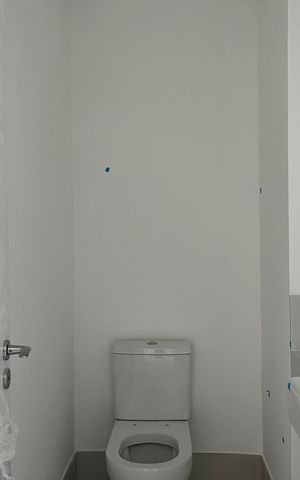 Apartamento à venda com 182m², 3 quartos e 3 vagas Apartamento à venda com 182m², 3 quartos e 3 vagasBanheiro 4