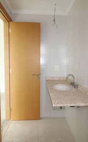 Apartamento à venda com 120m², 3 quartos e 2 vagasQuarto 1 - Banheiro