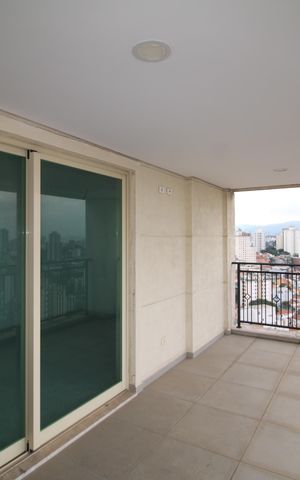 Apartamento à venda com 120m², 3 quartos e 2 vagasSala / Cozinha - Varanda