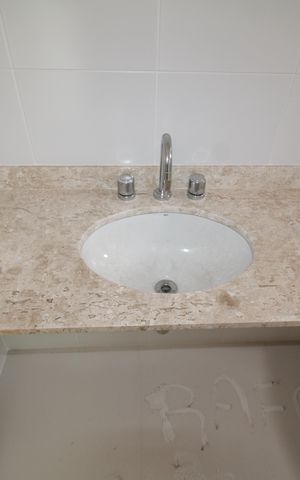 Apartamento à venda com 120m², 3 quartos e 2 vagasQuarto 1 - Banheiro