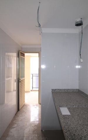 Apartamento à venda com 120m², 3 quartos e 2 vagasSala / Cozinha