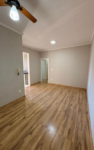 Apartamento à venda com 105m², 3 quartos e 1 vaga Apartamento à venda com 105m², 3 quartos e 1 vagaSala