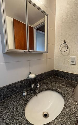 Apartamento para alugar com 67m², 2 quartos e 2 vagas Apartamento para alugar com 67m², 2 quartos e 2 vagasBanheiro da Suíte 2