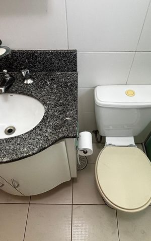 Apartamento para alugar com 67m², 2 quartos e 2 vagas Apartamento para alugar com 67m², 2 quartos e 2 vagasBanheiro da Suíte 1