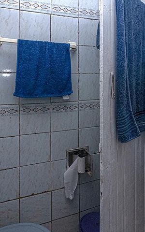 Casa à venda com 78m², 1 quarto e sem vaga Casa à venda com 78m², 1 quarto e sem vagaBanheiro