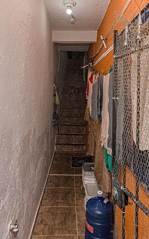 Casa à venda com 78m², 1 quarto e sem vaga Casa à venda com 78m², 1 quarto e sem vagaÁrea externa