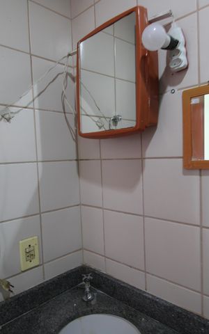 Apartamento à venda com 58m², 2 quartos e 1 vagaBanheiro da suíte