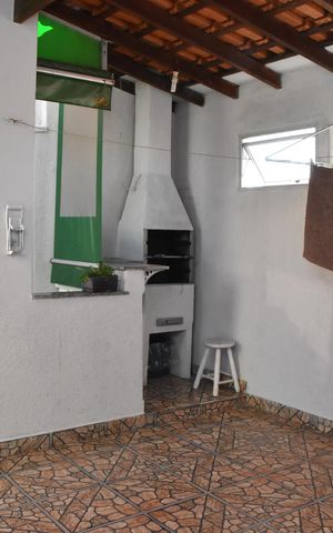 Casa para alugar com 136m², 3 quartos e 2 vagas