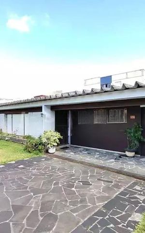 Casa para alugar com 200m², 3 quartos e 3 vagas Casa para alugar com 200m², 3 quartos e 3 vagasÁrea comum