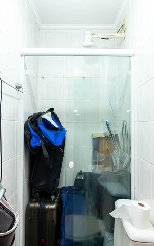 Apartamento à venda com 147m², 3 quartos e 3 vagas Apartamento à venda com 147m², 3 quartos e 3 vagasBanheiro de Serviço