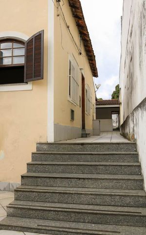 Casa para alugar com 90m², 1 quarto e 2 vagas Casa para alugar com 90m², 1 quarto e 2 vagasEntrada