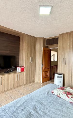Casa à venda com 120m², 2 quartos e 1 vaga Casa à venda com 120m², 2 quartos e 1 vagaQuarto 3