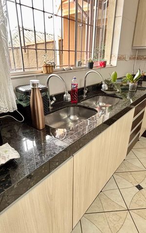 Casa à venda com 120m², 2 quartos e 1 vaga Casa à venda com 120m², 2 quartos e 1 vagaCozinha