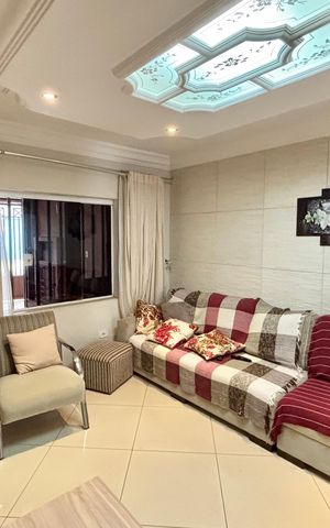 Casa à venda com 120m², 2 quartos e 1 vaga Casa à venda com 120m², 2 quartos e 1 vagaSala