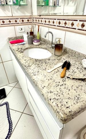 Casa à venda com 120m², 2 quartos e 1 vaga Casa à venda com 120m², 2 quartos e 1 vagaBanheiro 2