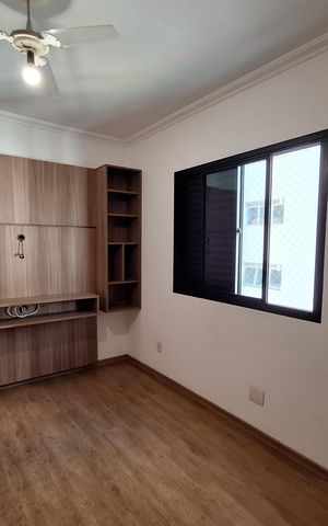 Apartamento à venda com 156m², 3 quartos e 2 vagas Apartamento à venda com 156m², 3 quartos e 2 vagasQuarto 2