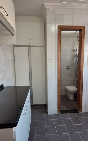 Apartamento à venda com 156m², 3 quartos e 2 vagas Apartamento à venda com 156m², 3 quartos e 2 vagasÁrea de Serviço