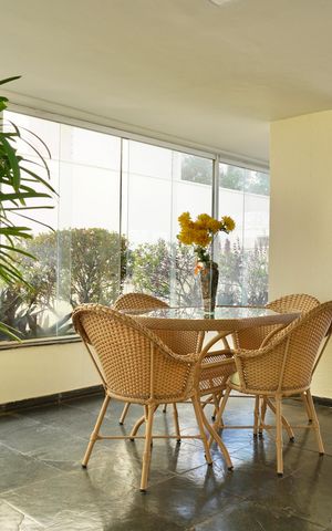 Apartamento à venda com 70m², 2 quartos e 1 vaga Apartamento à venda com 70m², 2 quartos e 1 vagaÁrea comum - Salão de festas