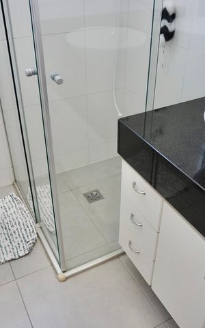 Apartamento à venda com 70m², 2 quartos e 1 vaga Apartamento à venda com 70m², 2 quartos e 1 vagaBanheiro Social