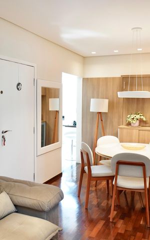 Apartamento à venda com 70m², 2 quartos e 1 vaga Apartamento à venda com 70m², 2 quartos e 1 vagaSala