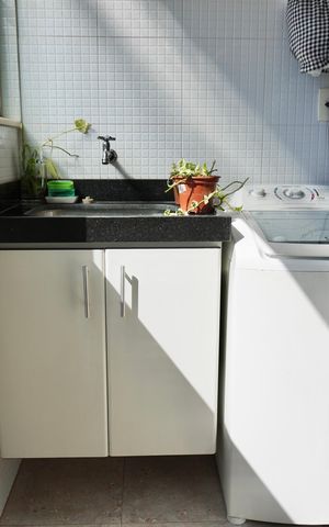 Apartamento à venda com 70m², 2 quartos e 1 vaga Apartamento à venda com 70m², 2 quartos e 1 vagaCozinha e Área de Serviço
