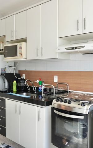 Apartamento à venda com 70m², 2 quartos e 1 vaga Apartamento à venda com 70m², 2 quartos e 1 vagaCozinha e Área de Serviço