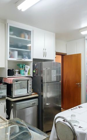 Apartamento à venda com 160m², 3 quartos e 2 vagasCozinha