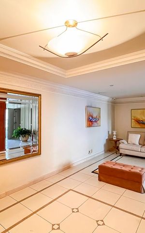 Apartamento à venda com 160m², 3 quartos e 2 vagasHall de entrada