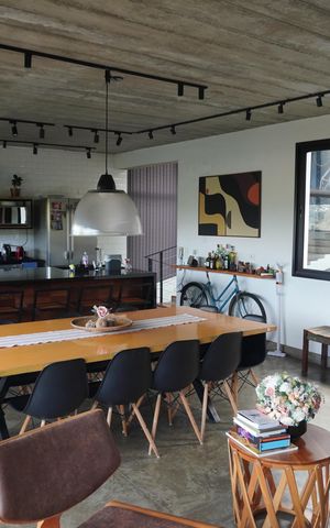 Casa de condomínio à venda com 295m², 4 quartos e 4 vagasCozinha
