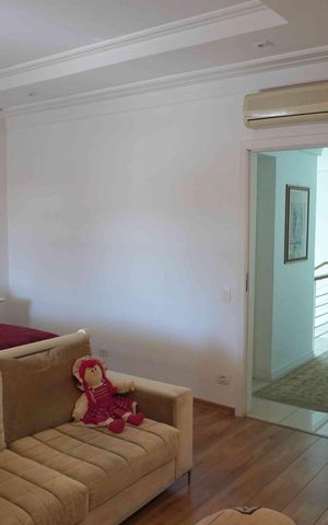 Casa de condomínio à venda com 350m², 3 quartos e 6 vagasSuite 3