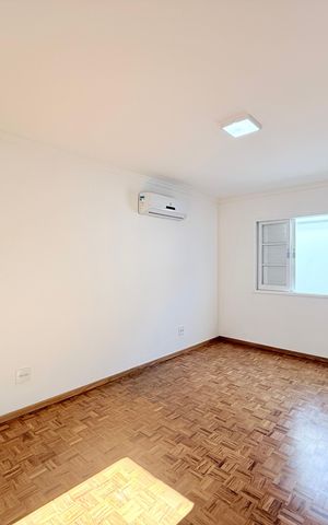 Casa para alugar com 263m², 4 quartos e 2 vagas Casa para alugar com 263m², 4 quartos e 2 vagasQuarto 3