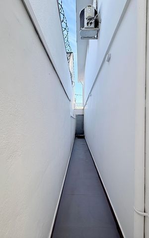 Casa para alugar com 263m², 4 quartos e 2 vagas Casa para alugar com 263m², 4 quartos e 2 vagasQuintal Corredor