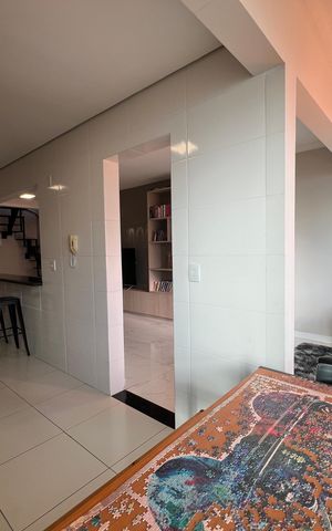 Apartamento à venda com 220m², 3 quartos e 2 vagas Apartamento à venda com 220m², 3 quartos e 2 vagasCozinha