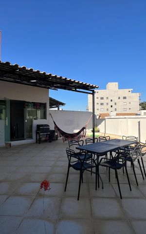 Apartamento à venda com 220m², 3 quartos e 2 vagas Apartamento à venda com 220m², 3 quartos e 2 vagasCobertura