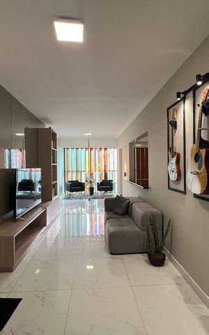 Apartamento à venda com 220m², 3 quartos e 2 vagas Apartamento à venda com 220m², 3 quartos e 2 vagasSala